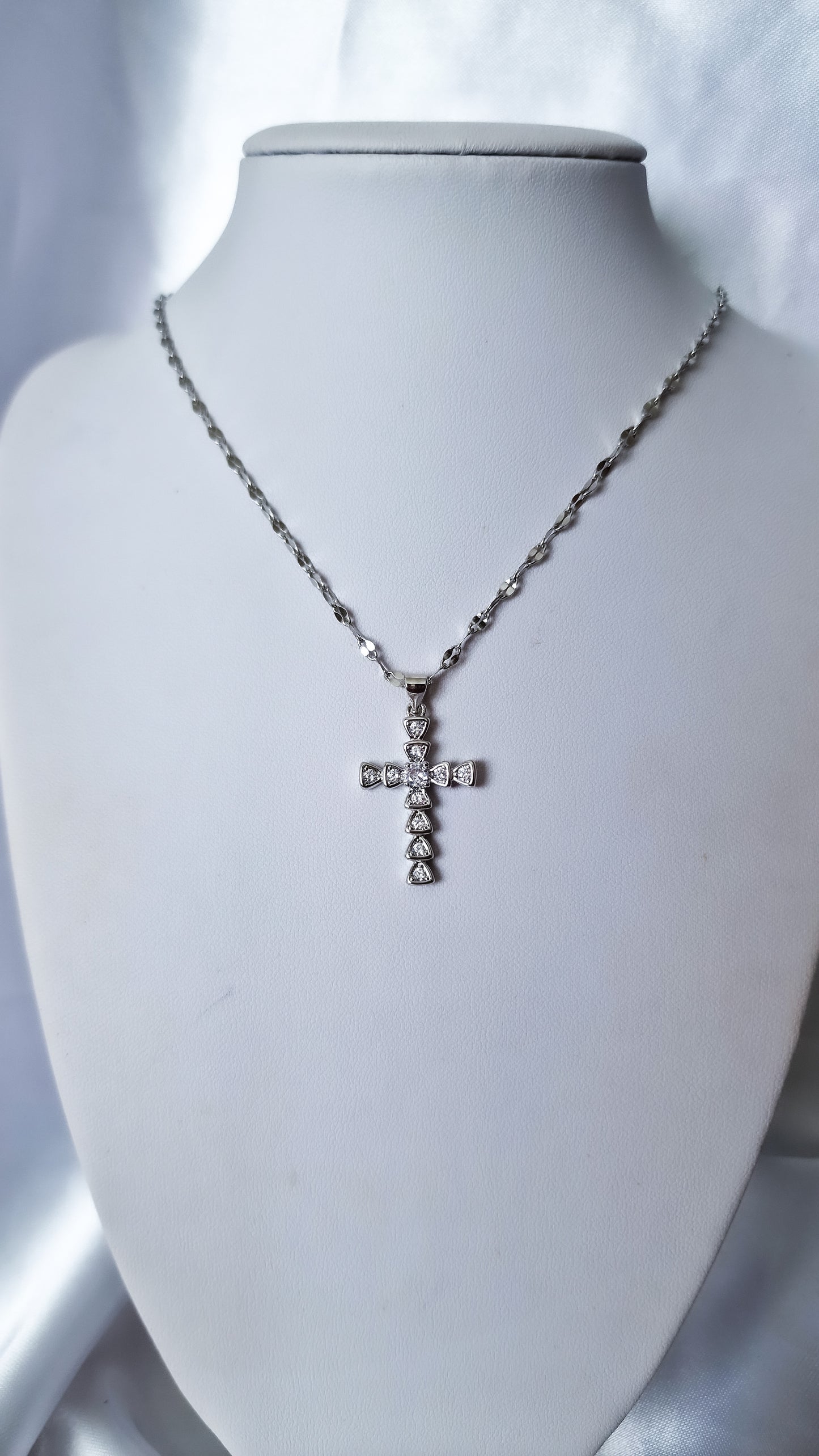 Apollos Silver Cross