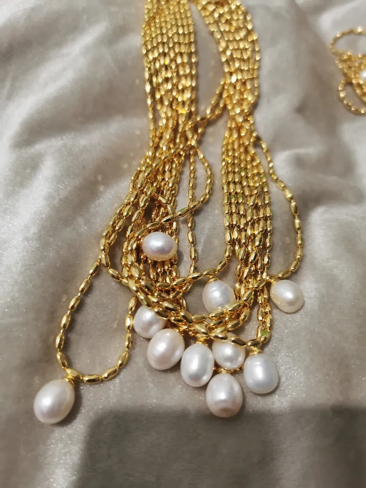 Megara Pearl Necklace